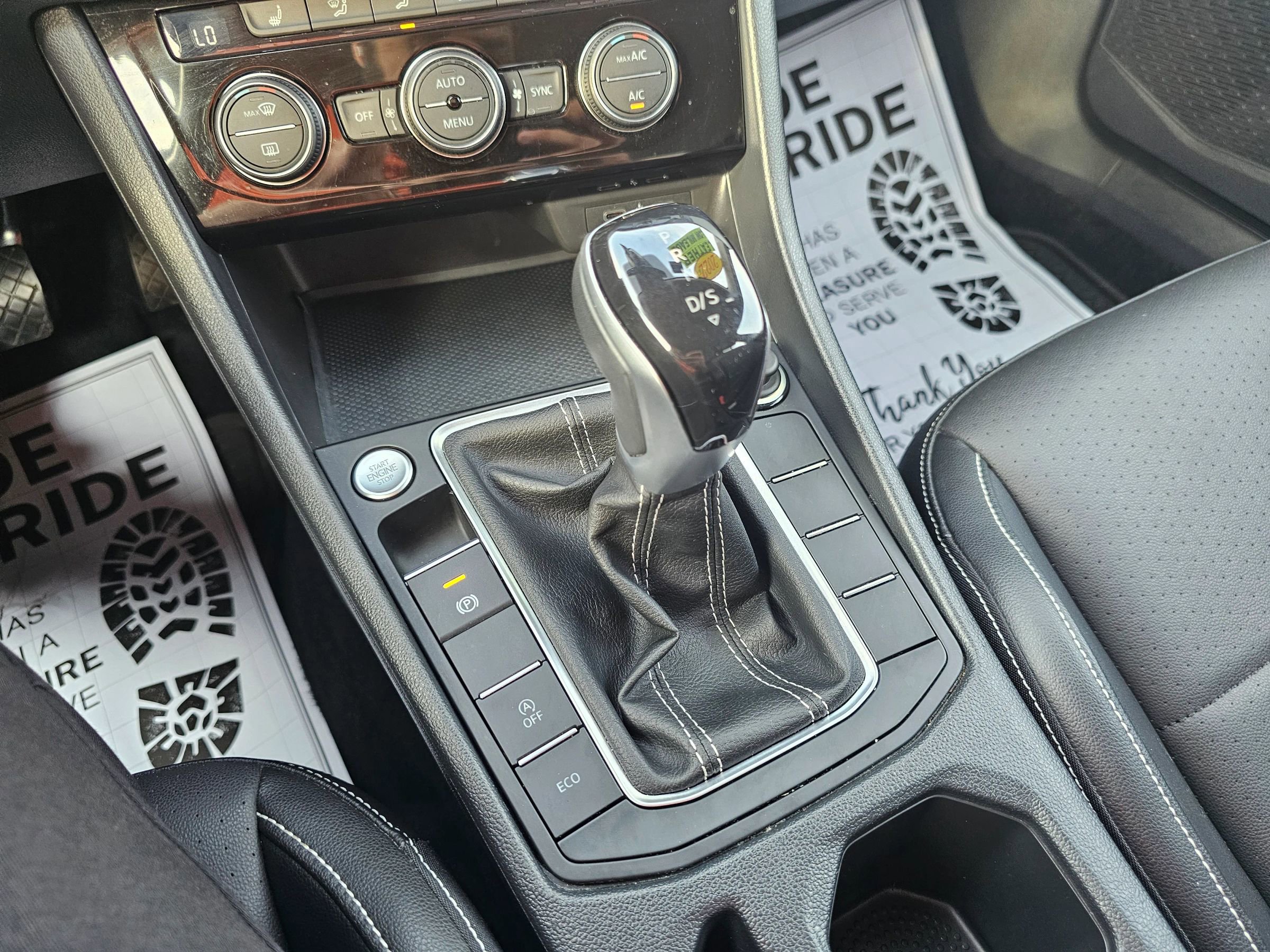 Used 2022 Volkswagen Jetta SE image 28