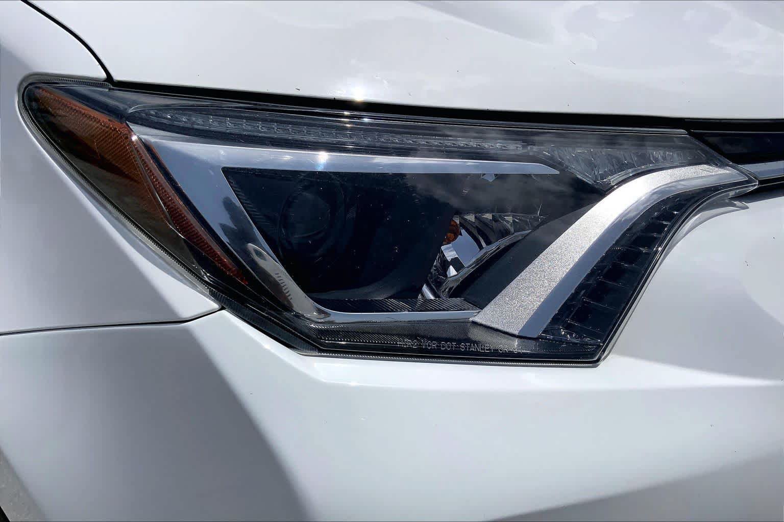Used 2016 Toyota RAV4 LE FWD image 27