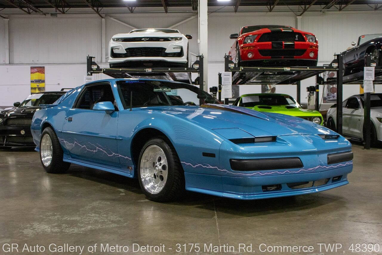 Used 1988 Pontiac Firebird Formula image 10