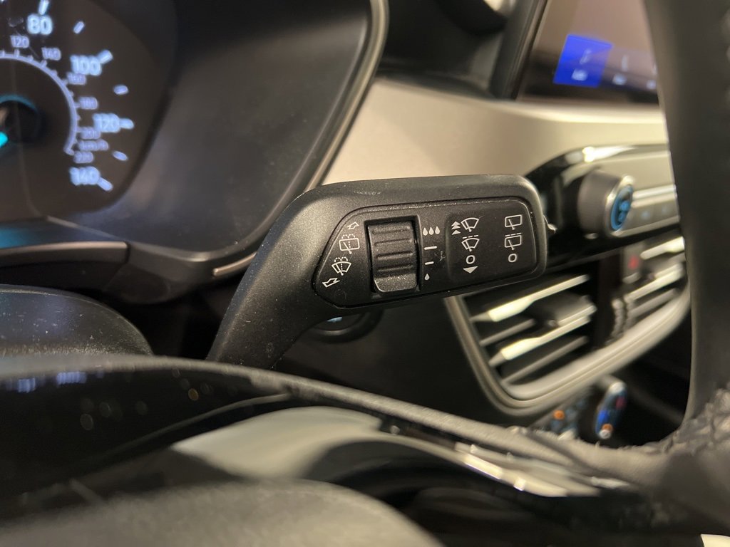 Certified 2022 Ford Escape SE w/ Cold Weather Package image 22