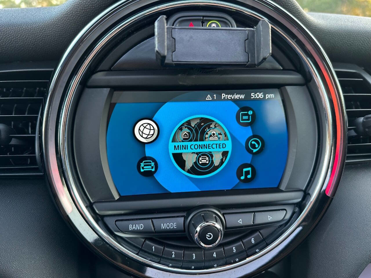 Used 2019 MINI Cooper S w/ Premium Package image 19