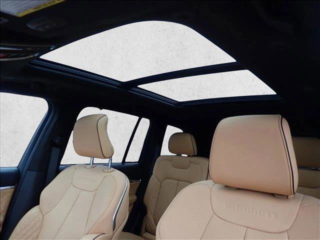 New 2026 Jeep Grand Cherokee Summit AWD/4WD image 14