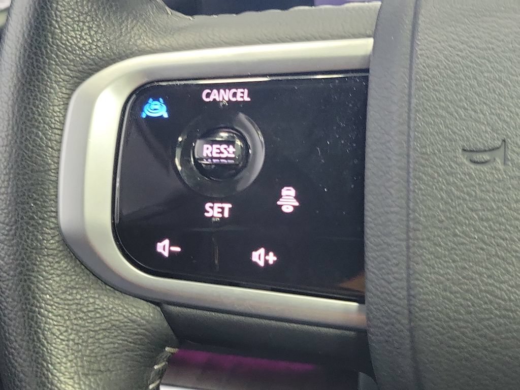 Used 2025 Nissan Armada Platinum AWD/4WD image 27