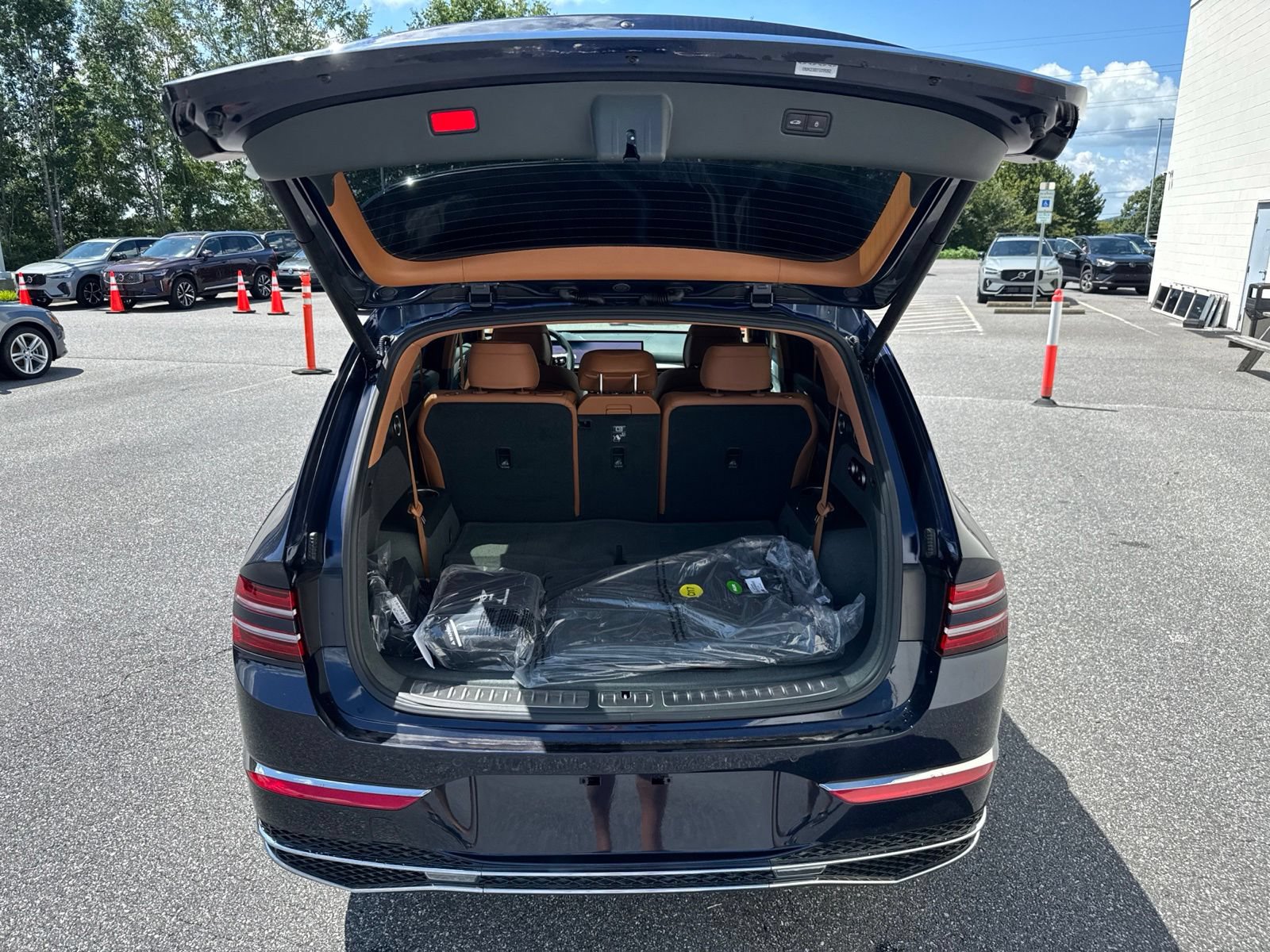 New 2026 Genesis GV80 2.5T Prestige AWD/4WD image 10