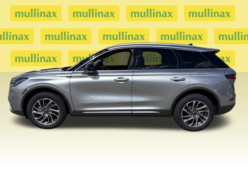 Used 2021 Lincoln Corsair FWD image 11