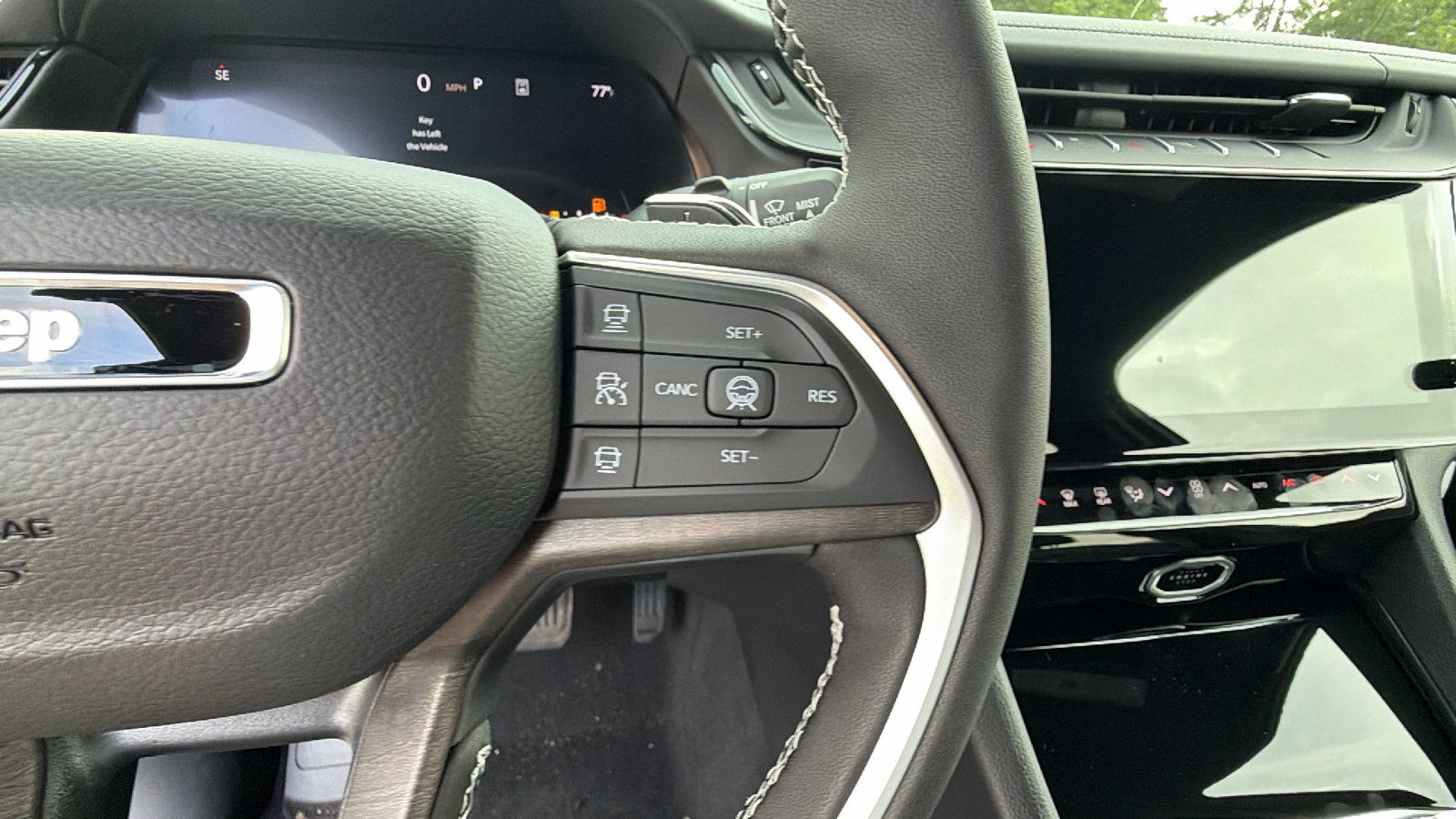 New 2026 Jeep Grand Cherokee Limited AWD/4WD image 23