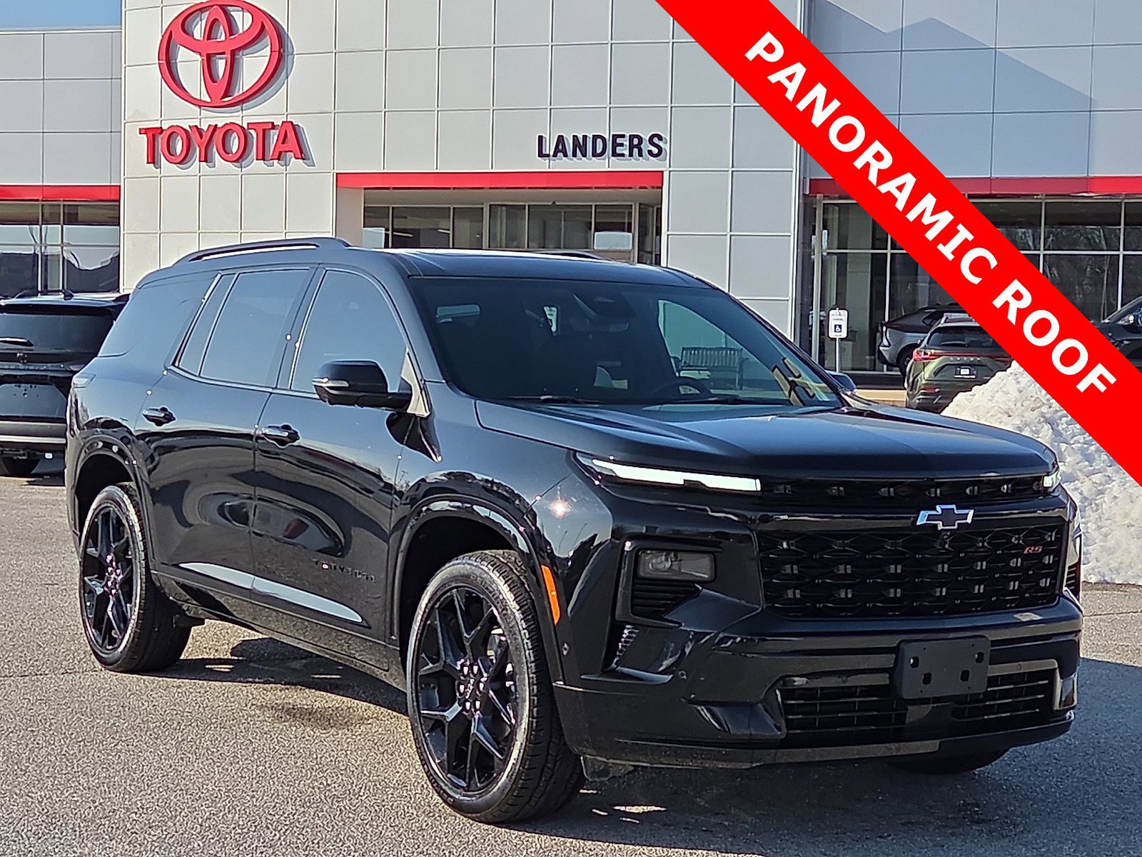 Used 2024 Chevrolet Traverse RS