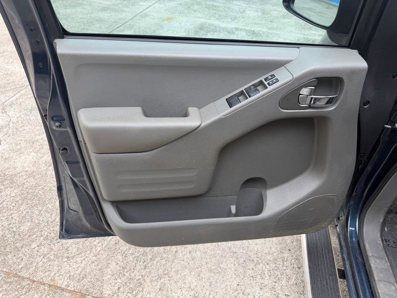 Used 2019 Nissan Frontier SV RWD image 18