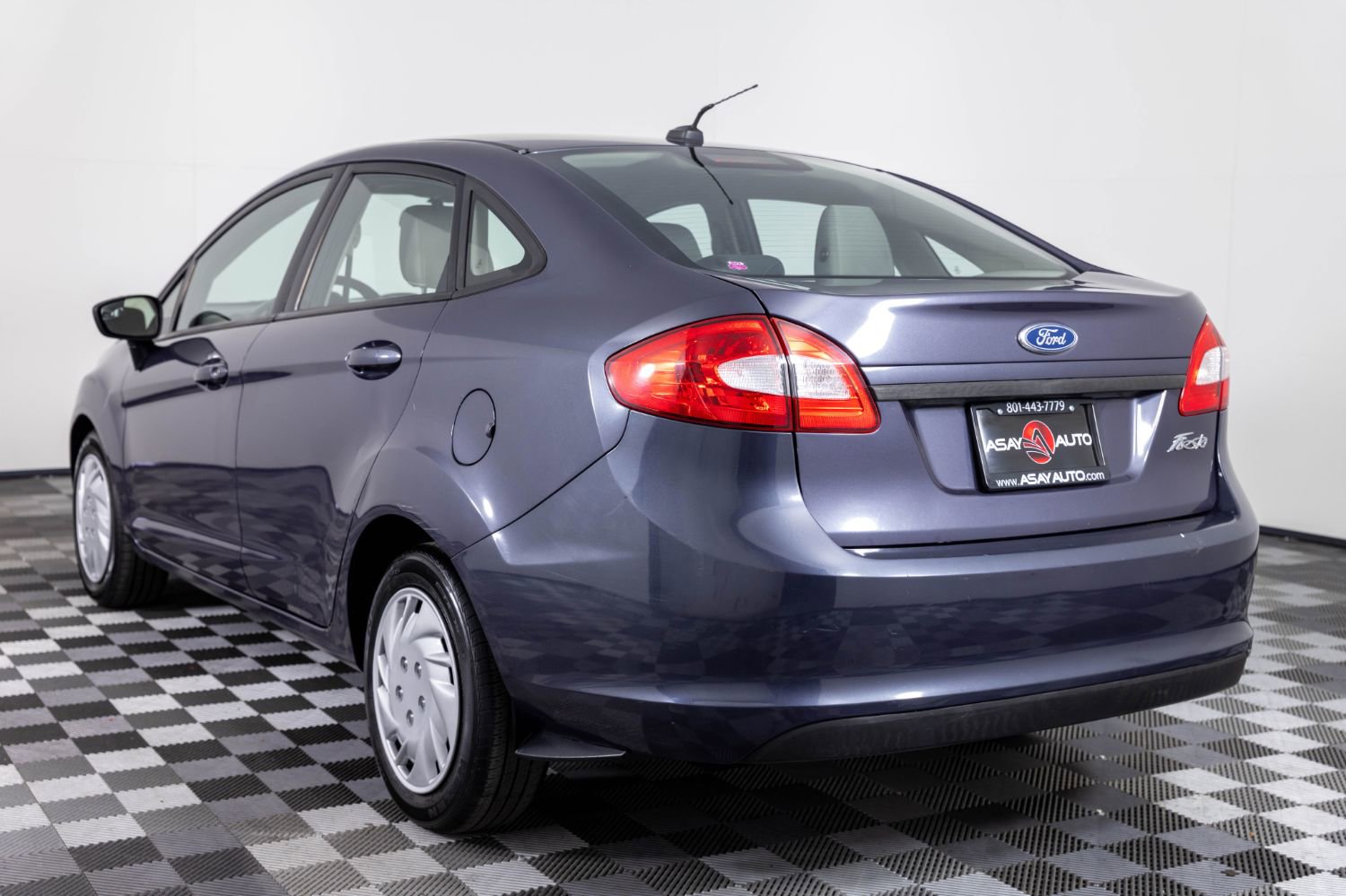 Used 2012 Ford Fiesta S image 5