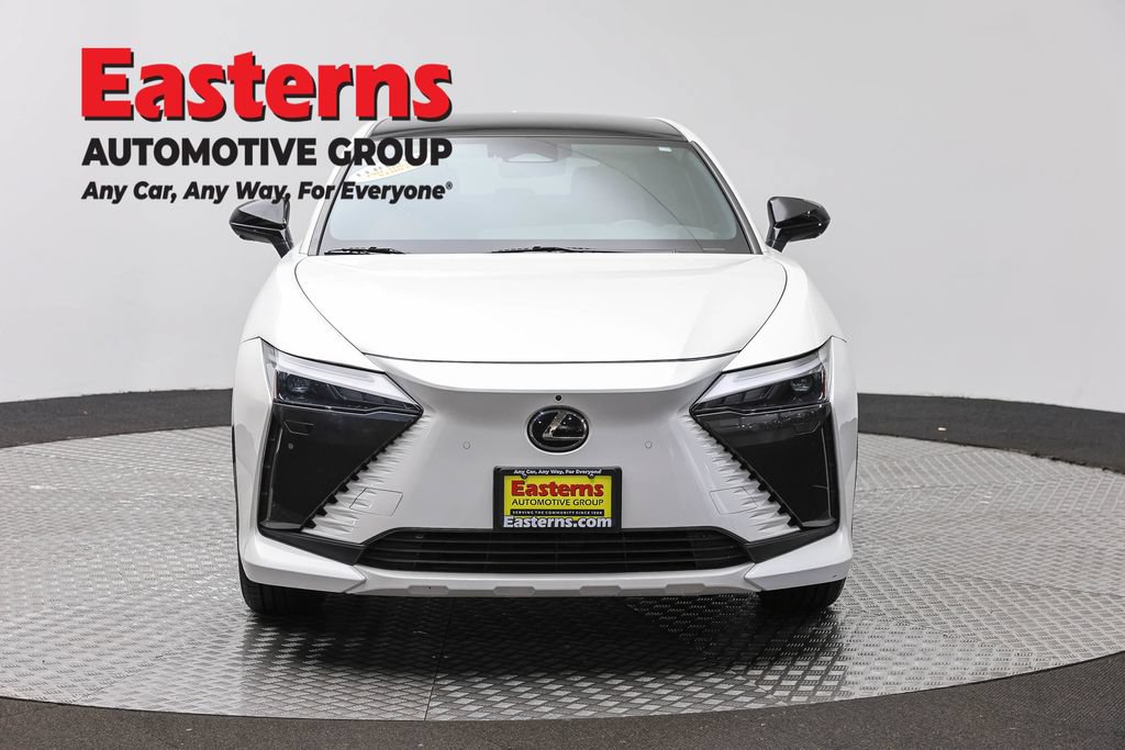 Used 2023 Lexus RZ 450e Premium w/ Accessory Package (2T) AWD/4WD image 2