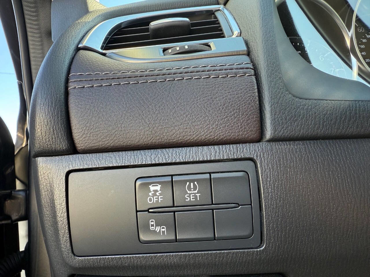 Used 2016 MAZDA MAZDA6 Grand Touring image 23