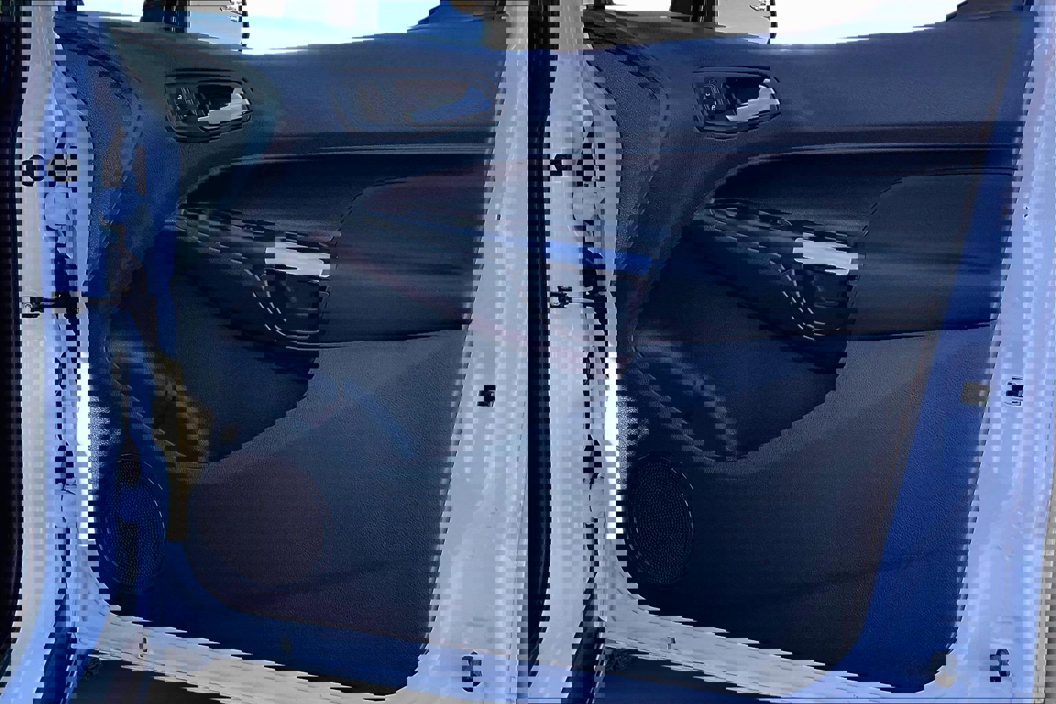 Used 2015 Ford Transit Connect XLT image 17