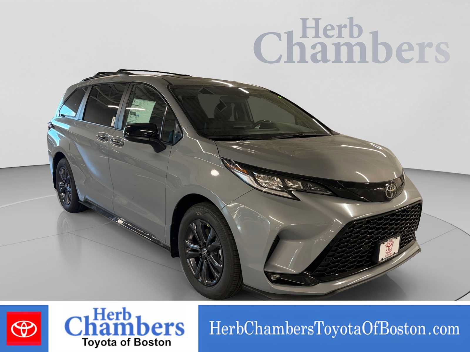 New 2026 Toyota Sienna XSE