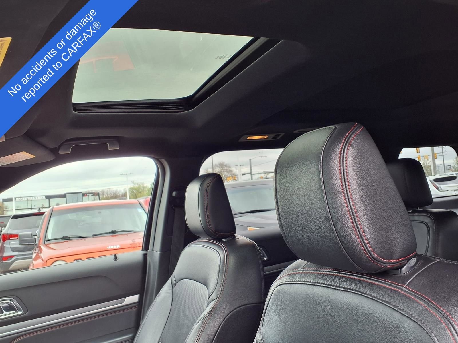 Used 2018 Ford Explorer Sport w/ Equipment Group 401A AWD/4WD image 18