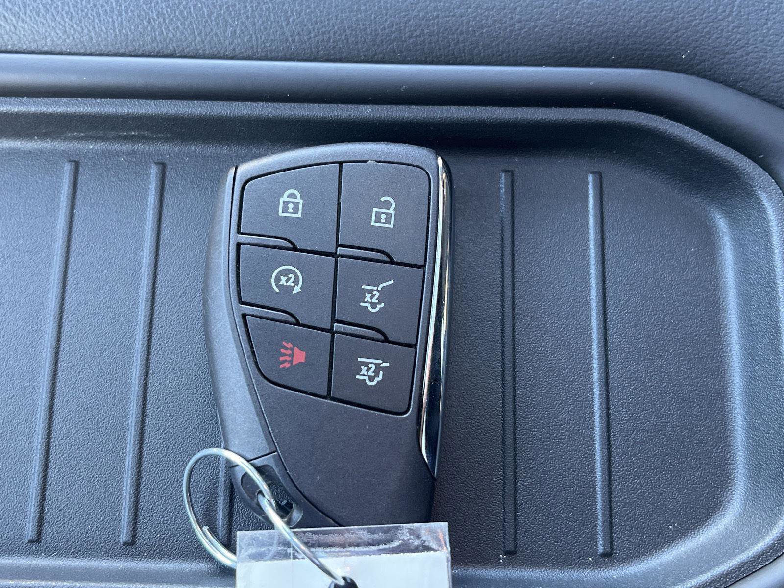 Used 2024 Chevrolet Tahoe High Country image 43