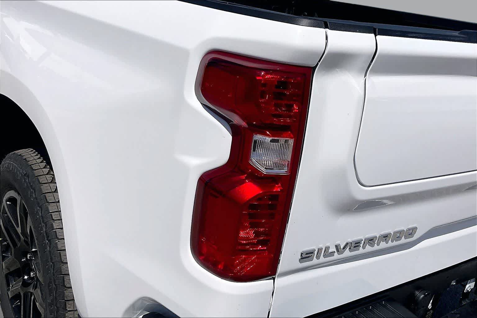 New 2026 Chevrolet Silverado 1500 Custom RWD image 14