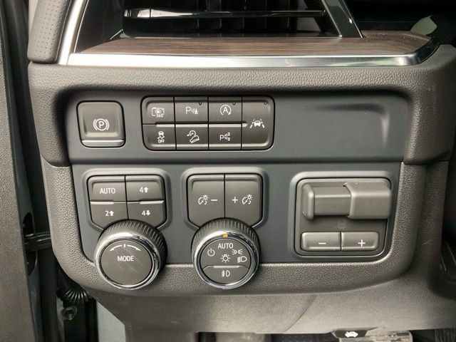 New 2026 Chevrolet Tahoe Premier w/ Sun And Tow Package image 13