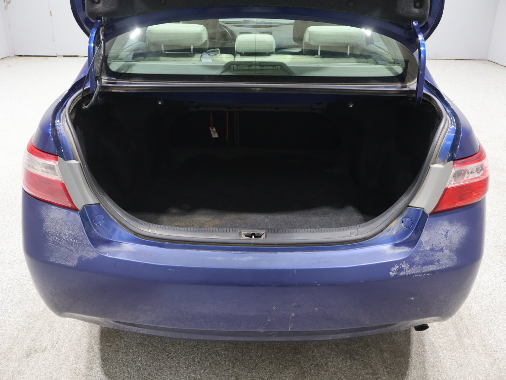 Used 2009 Toyota Camry FWD image 16