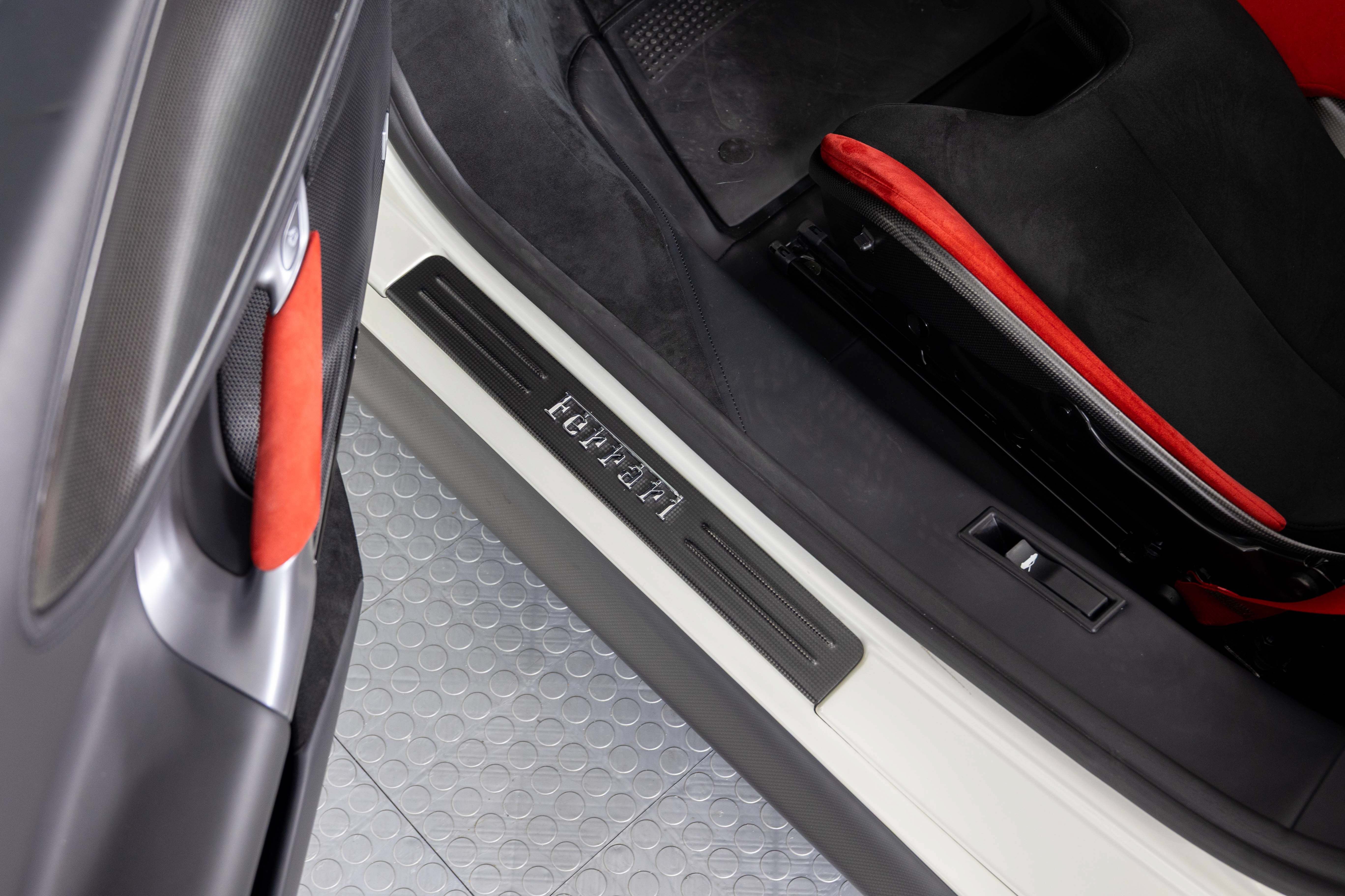 Certified 2025 Ferrari SF90 Spider AWD/4WD image 39