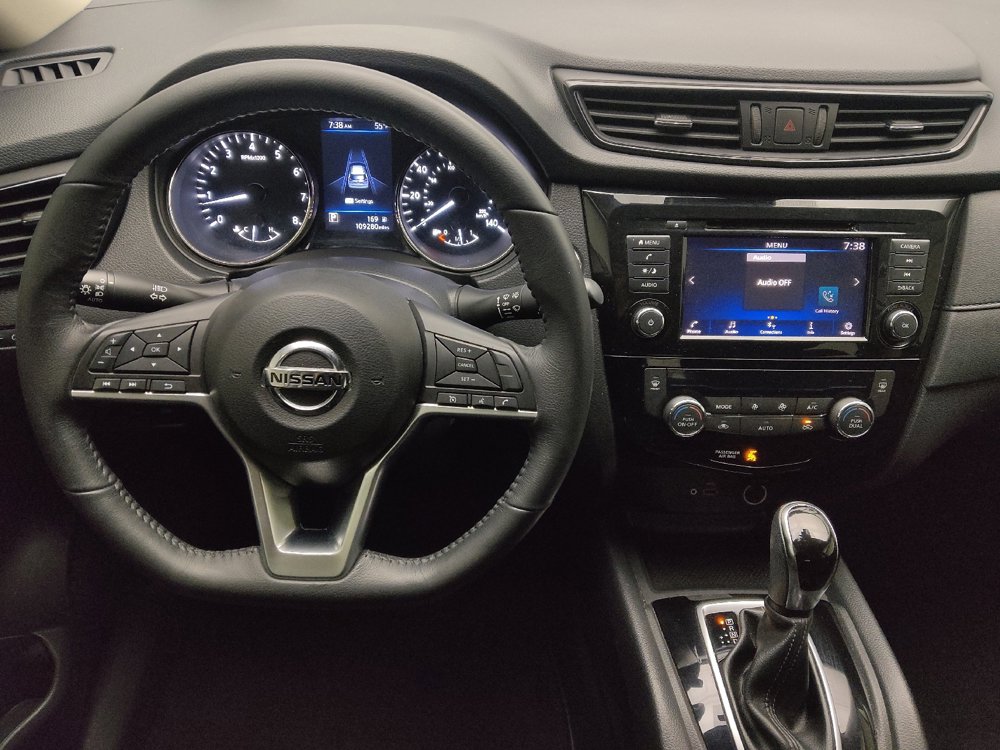 Used 2019 Nissan Rogue SV image 22