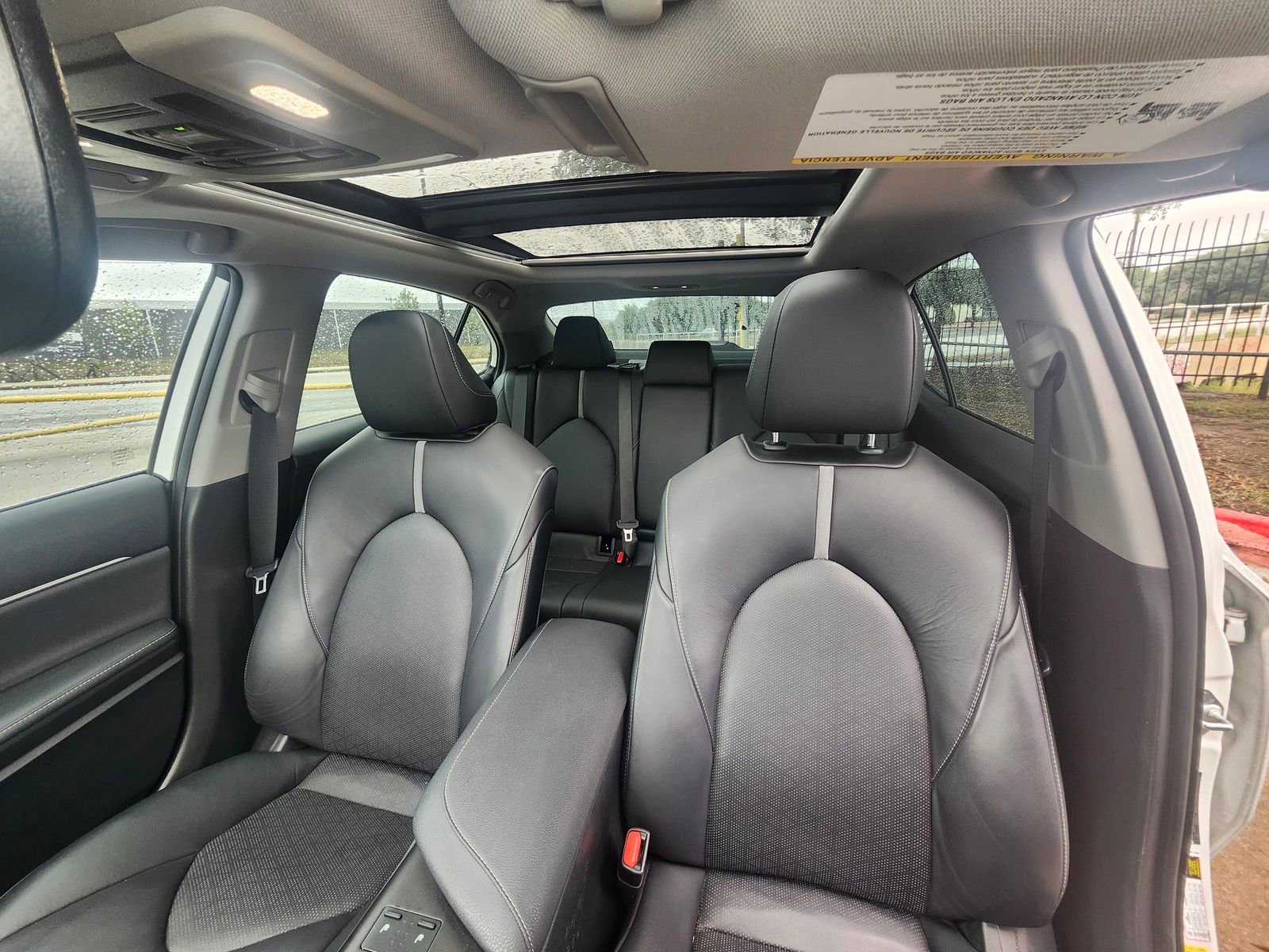 Used 2021 Toyota Camry XSE image 11