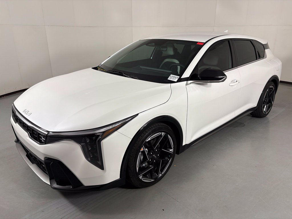 New 2026 Kia K4 GT-Line FWD image 4