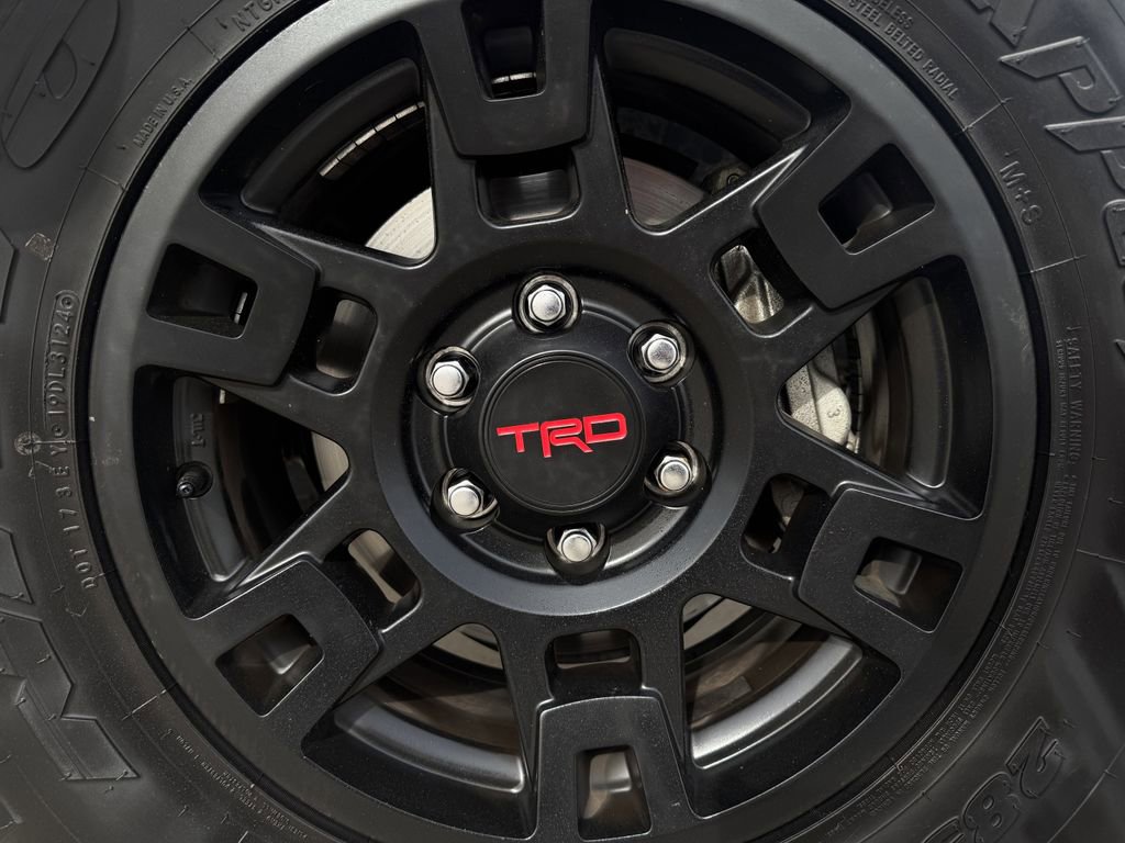 Used 2024 Toyota 4Runner SR5 Premium w/ Moonroof Package image 10