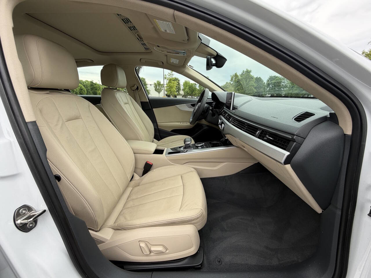Used 2017 Audi A4 2.0T Premium FWD image 15