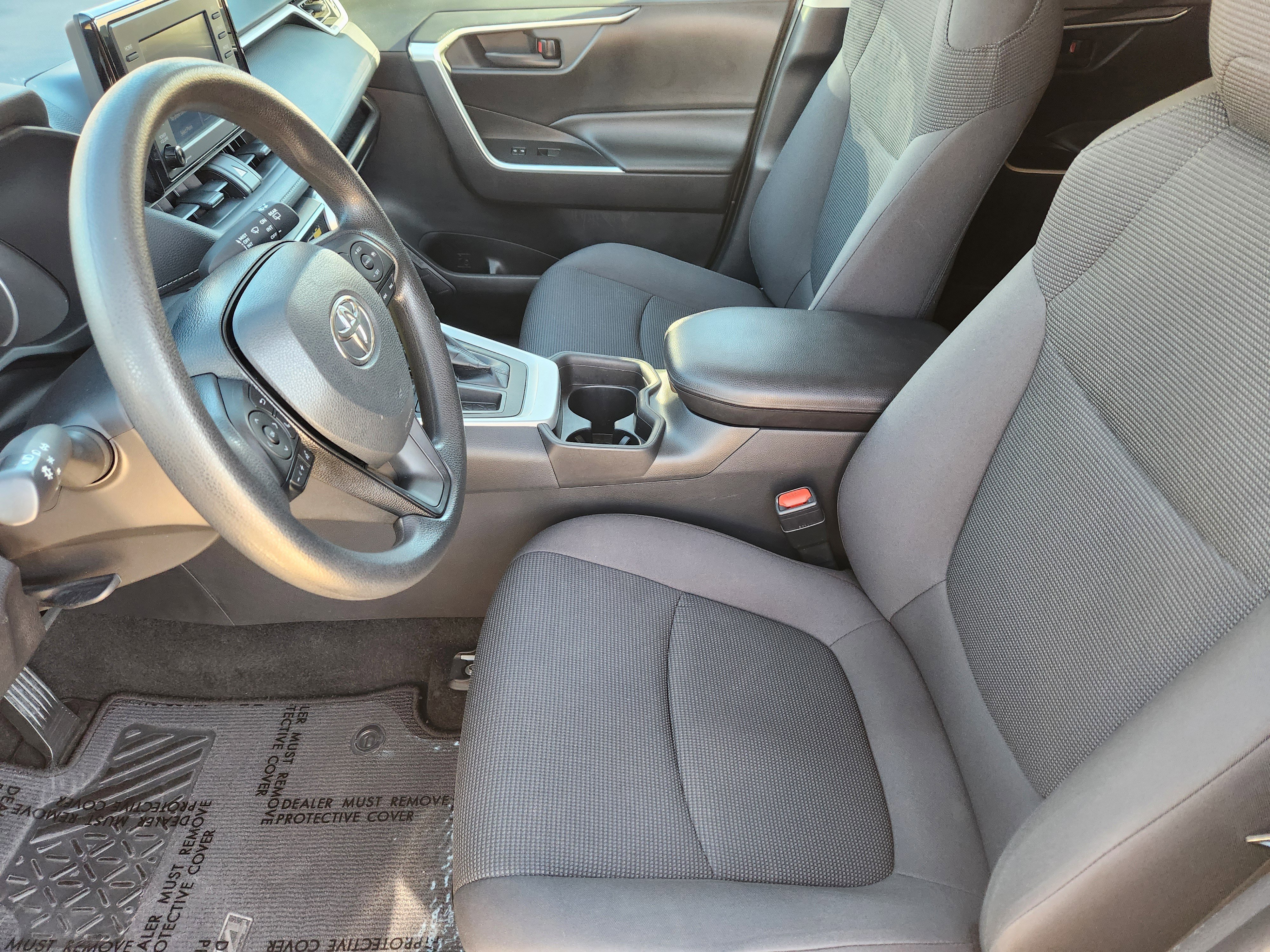 Used 2021 Toyota RAV4 LE w/ Carpet Mat Package (TMS) image 13