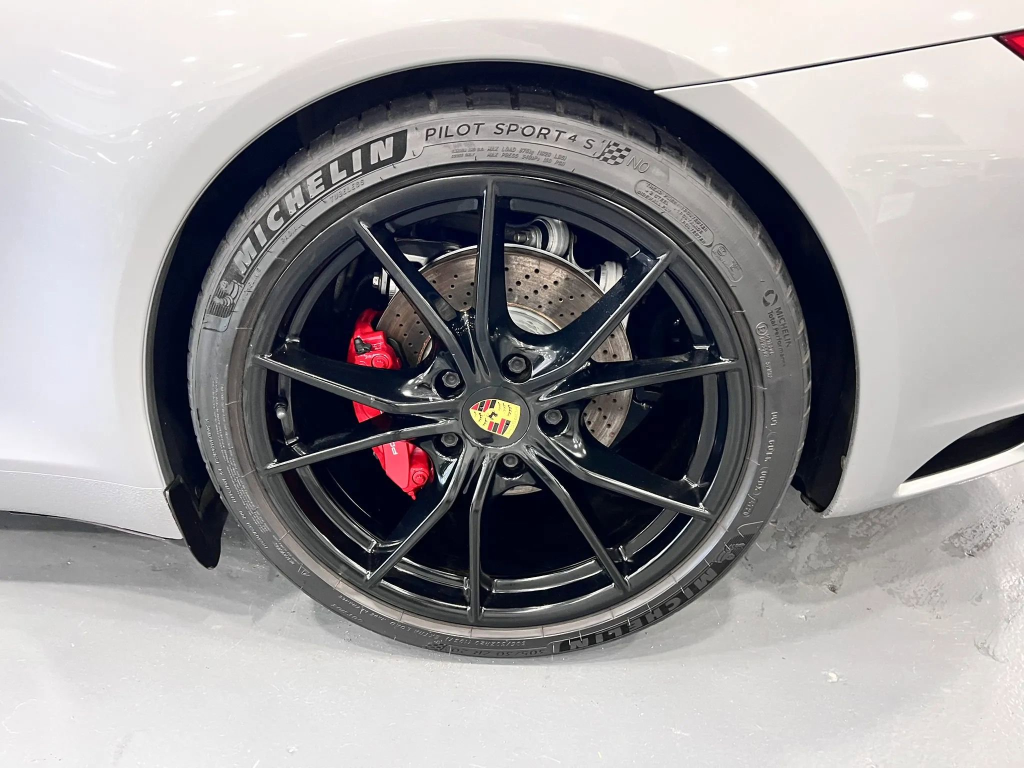 Used 2018 Porsche 911 Carrera S RWD image 41