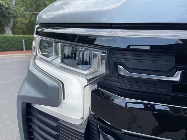 Used 2025 Chevrolet Silverado 1500 LT Trail Boss w/ Convenience Package II AWD/4WD image 39
