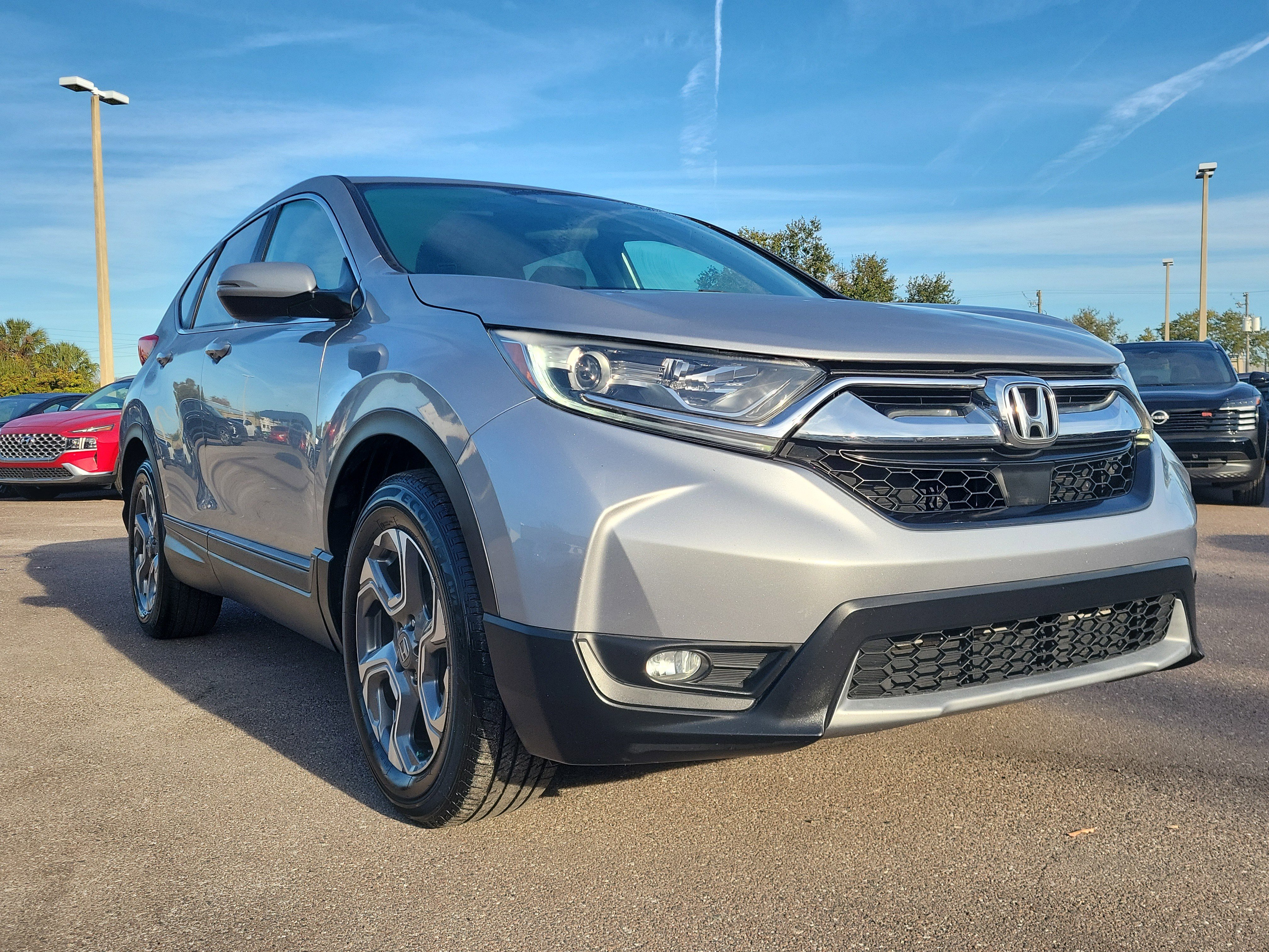 Used 2018 Honda CR-V EX image 2