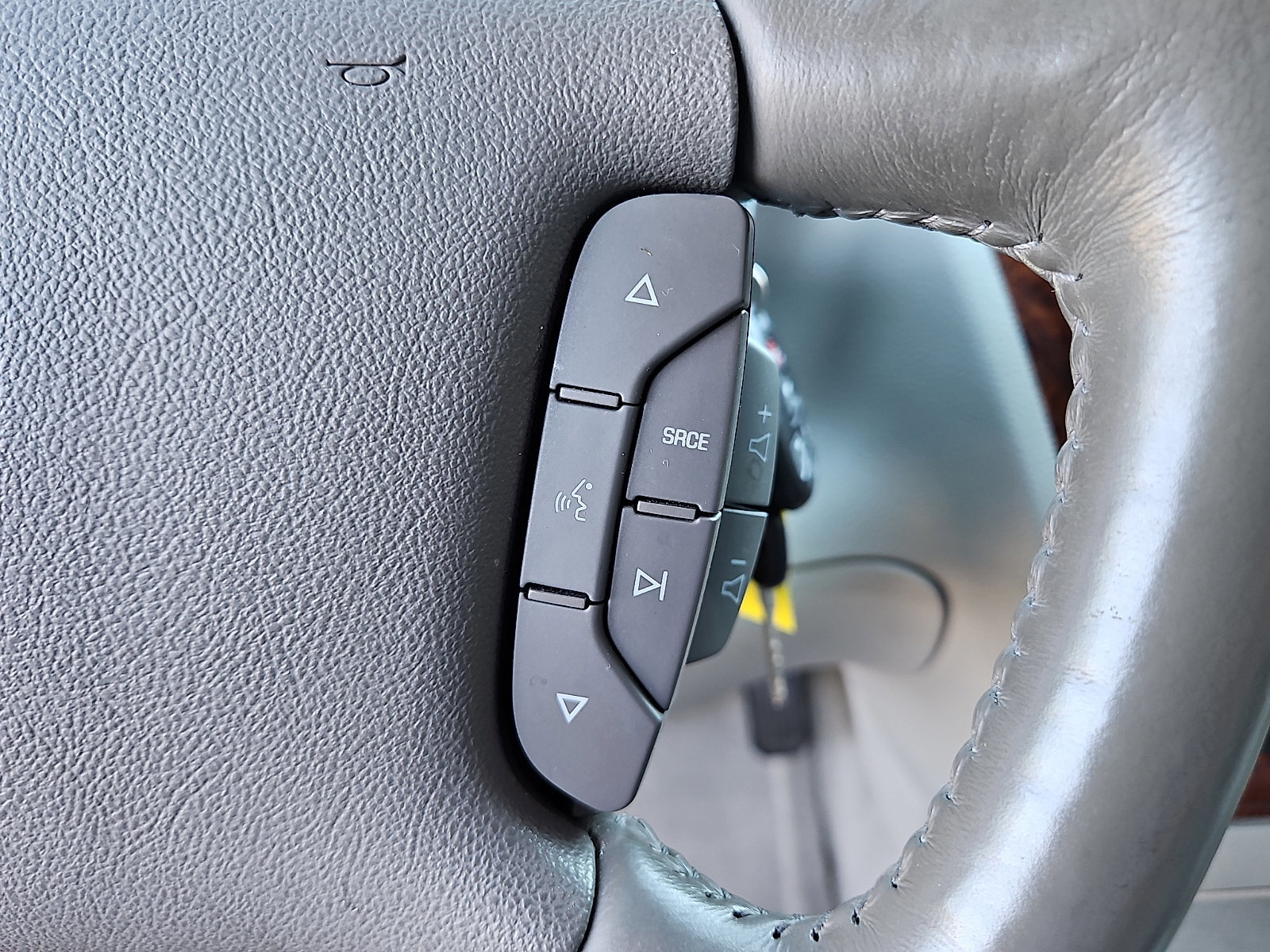 Used 2006 Cadillac DTS w/ Sun And Sound Package image 15