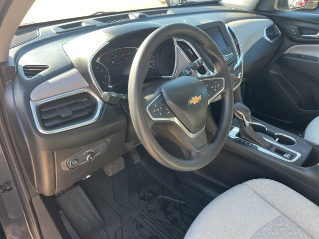 Used 2022 Chevrolet Equinox LS w/ LS Convenience Package image 17