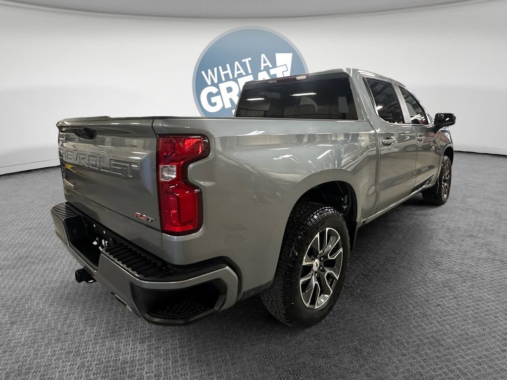 Certified 2023 Chevrolet Silverado 1500 RST w/ Z71 Off-Road Package AWD/4WD image 4