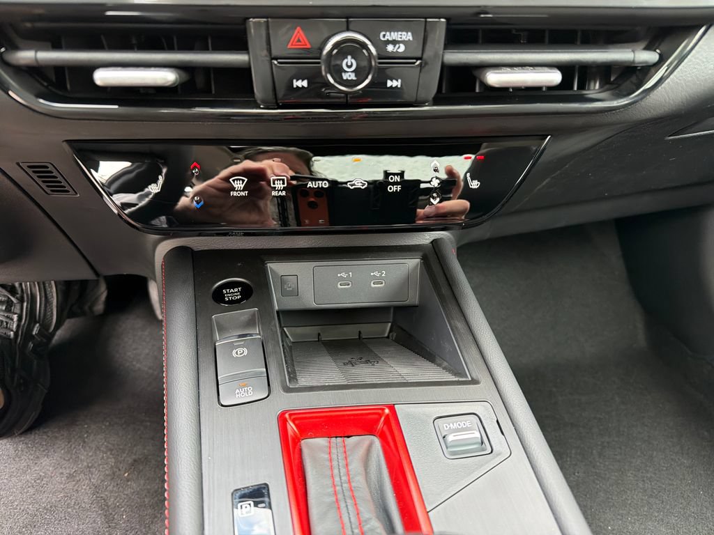 New 2026 Nissan Kicks SR w/ SR Premium Package FWD image 27