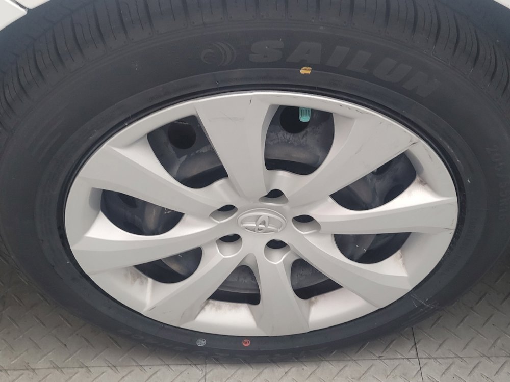 Used 2022 Toyota Corolla LE image 31