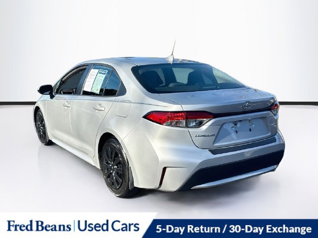 Used 2020 Toyota Corolla LE FWD image 7