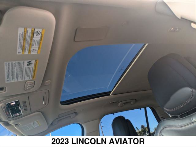 Used 2023 Lincoln Aviator Reserve w/ Equipment Group 201A AWD/4WD image 23