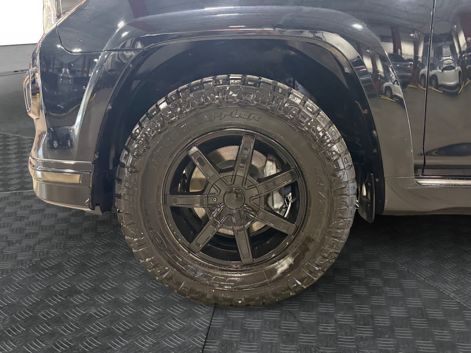 Used 2019 Toyota 4Runner Limited AWD/4WD image 15