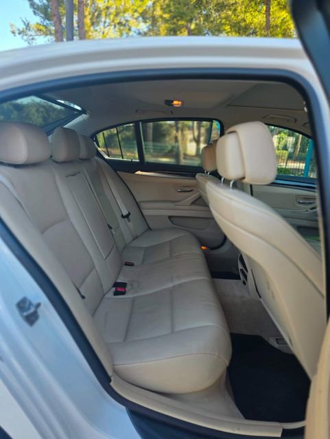 Used 2011 BMW 535i Sedan image 32