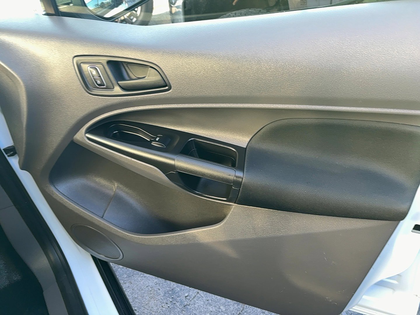 Used 2020 Ford Transit Connect XL FWD image 4