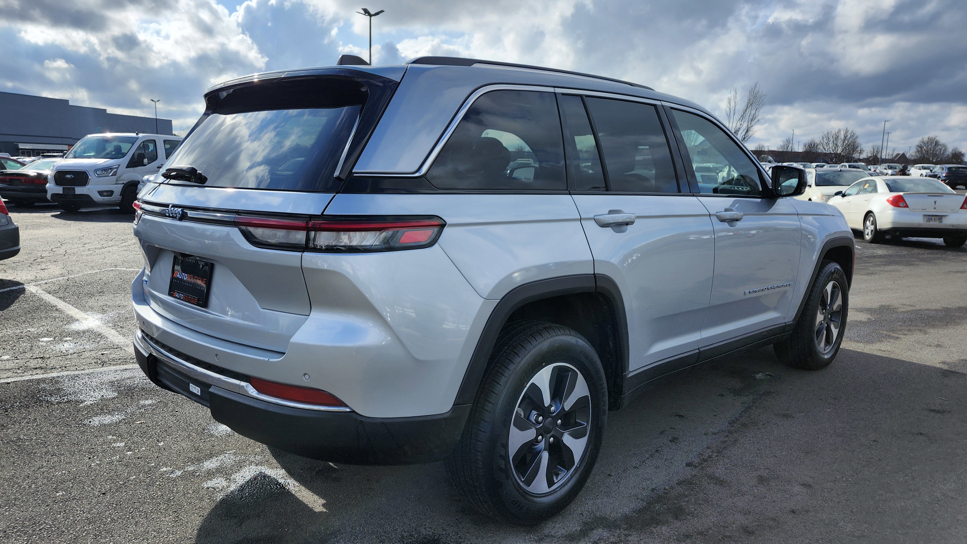 Used 2023 Jeep Grand Cherokee 4WD 4xe image 20