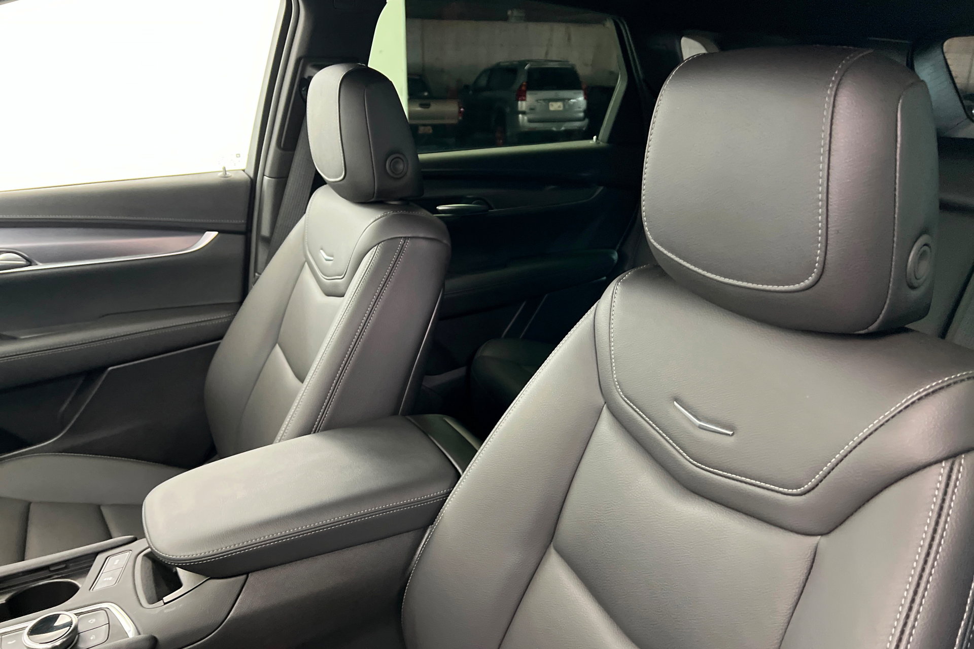 New 2025 Cadillac XT5 Luxury w/ LPO, Floor Liner Package image 17