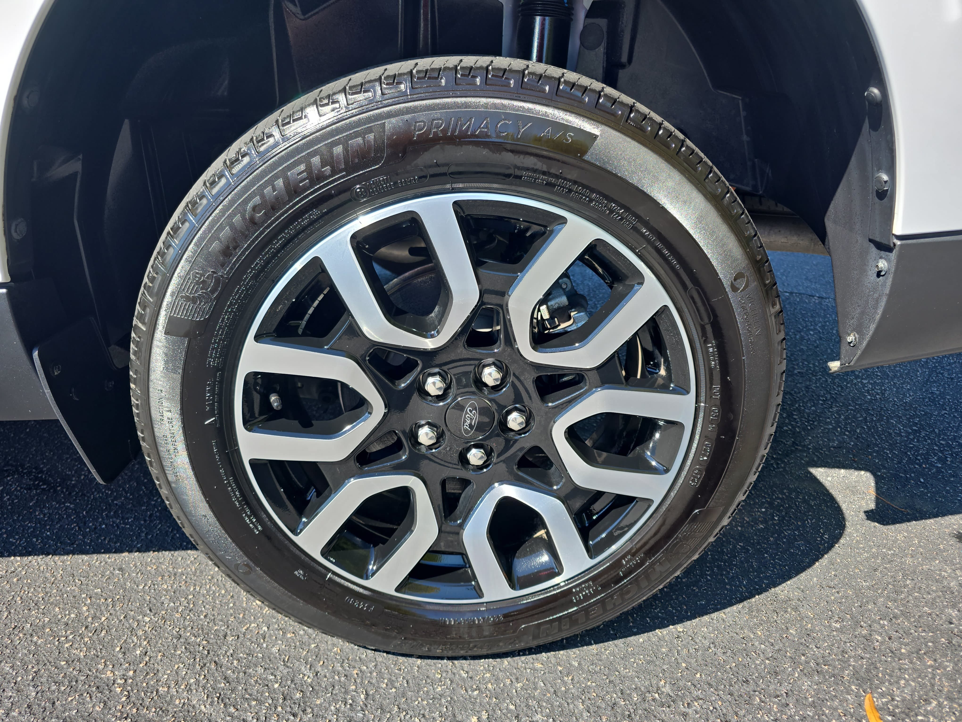 Used 2024 Ford Maverick Lariat FWD image 32