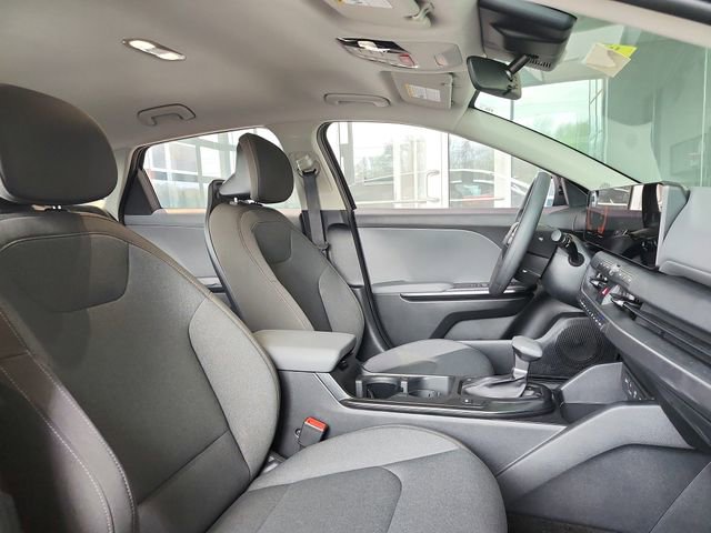 Certified 2025 Kia K4 FWD image 20