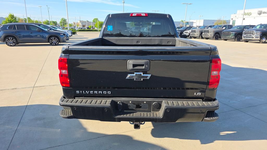 Used 2019 Chevrolet Silverado 1500 LT w/ All Star Edition image 4