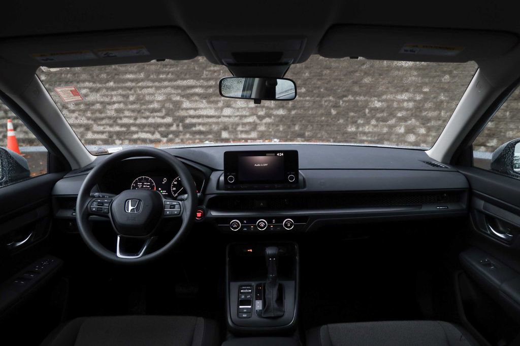 Used 2023 Honda CR-V LX image 25