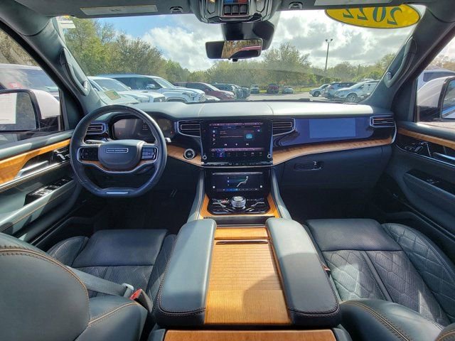 Used 2022 Jeep Grand Wagoneer Series III w/ Flexible Seating Group image 2