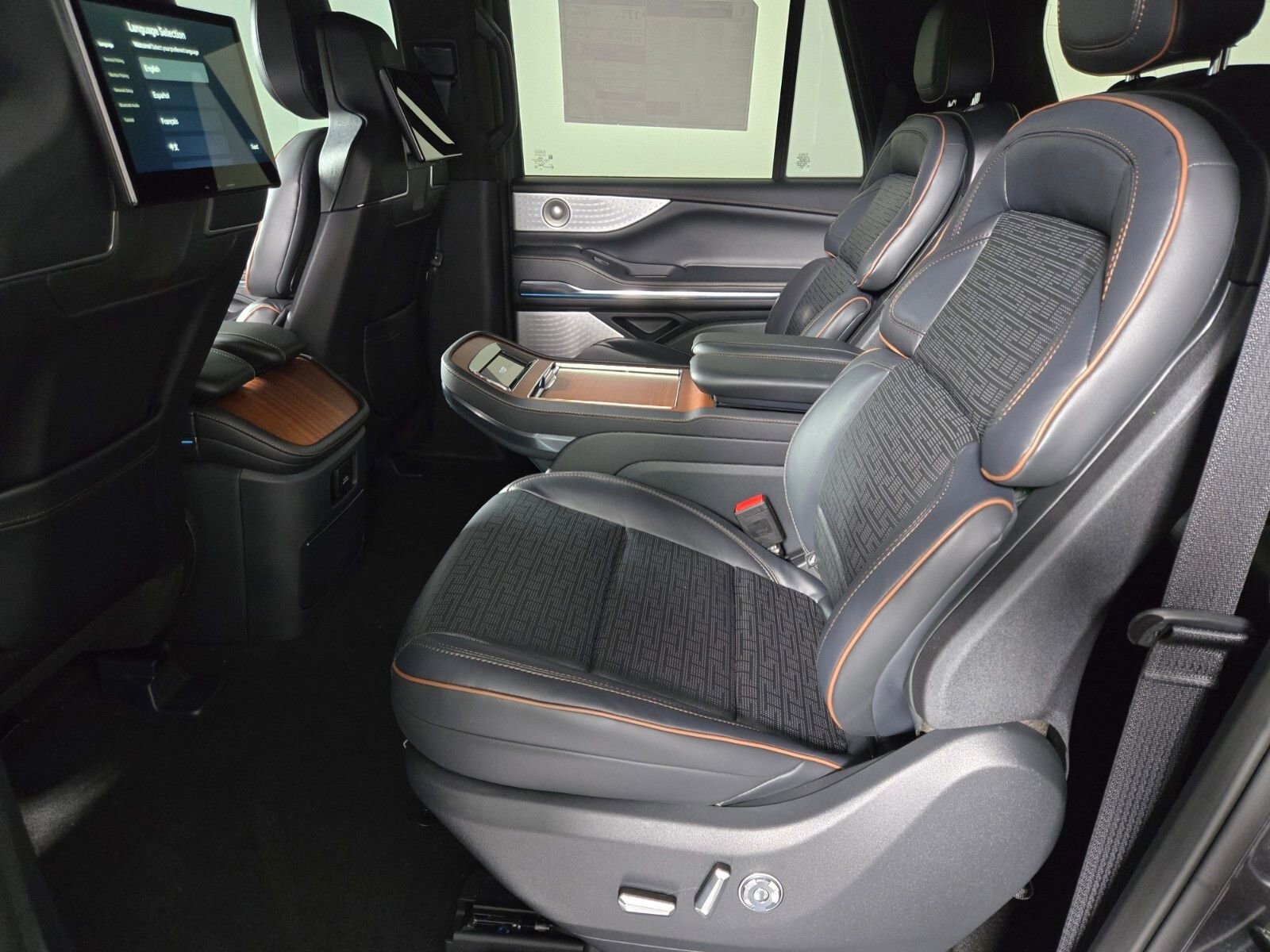 New 2026 Lincoln Navigator L Black Label image 13